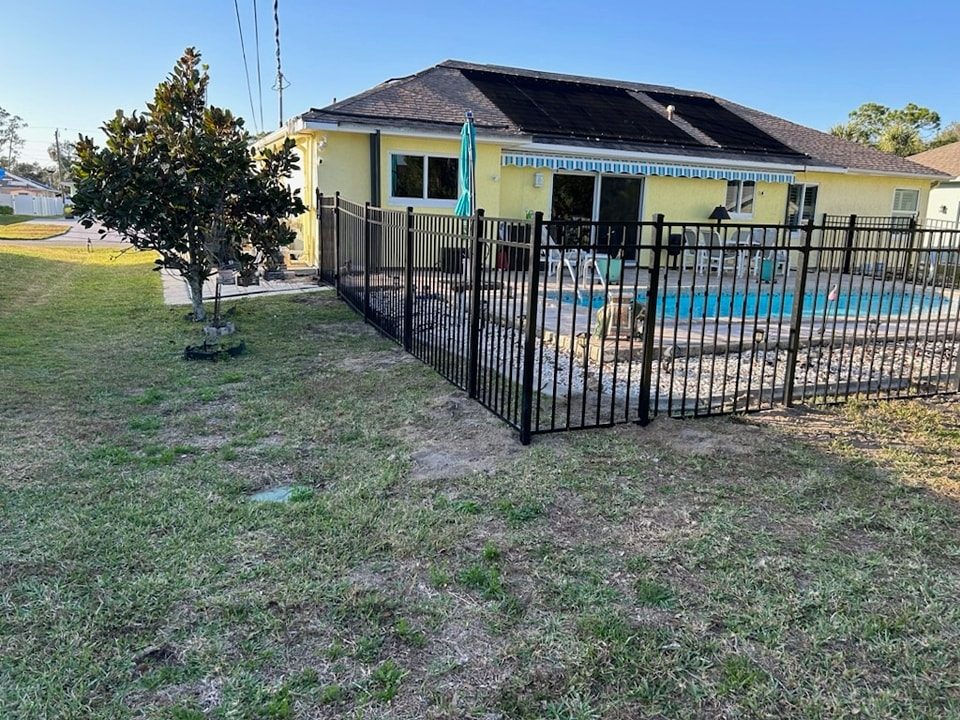 5' & 8' 3-Rail + Fence