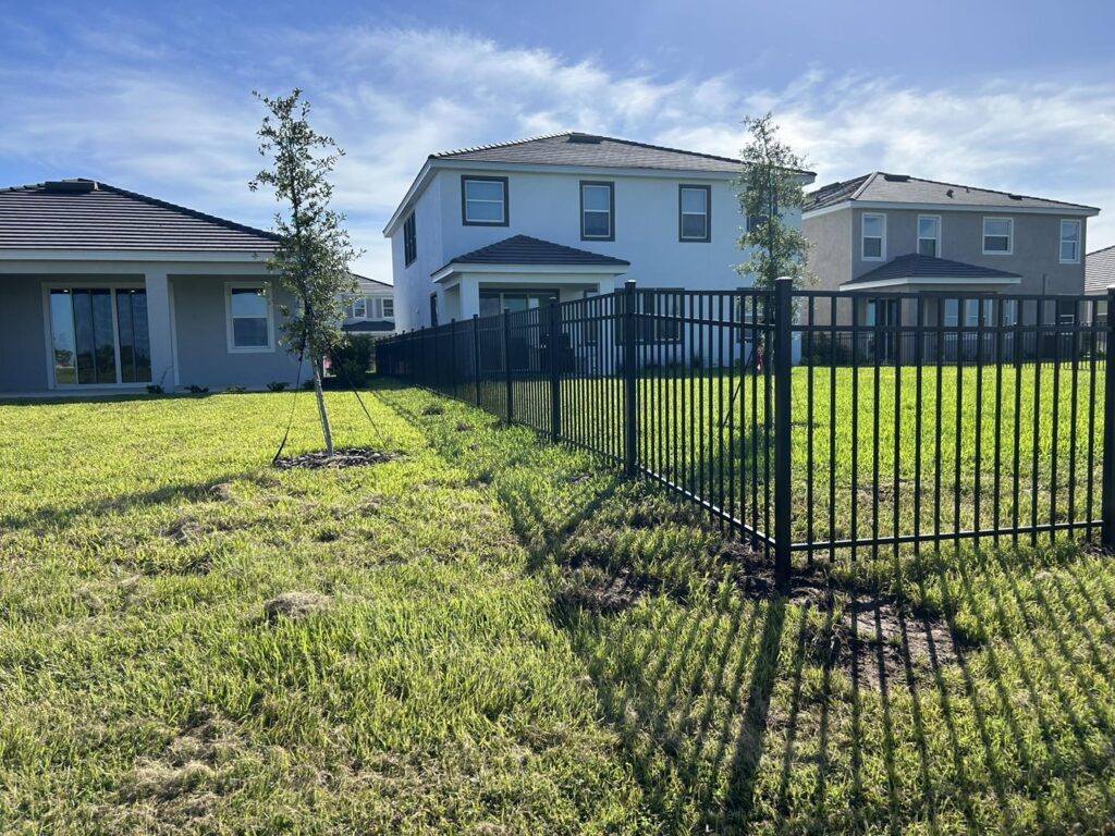 4' H Black Aluminum 3-Rail